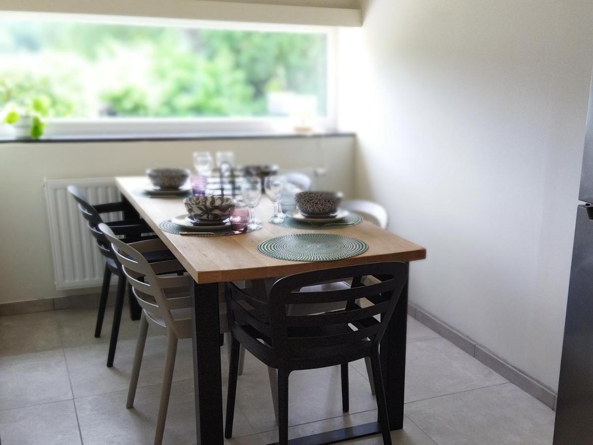 ريندو Le Clos Des 3 - Vacances Avec Vue En Ardennes A 5 Kilometres De La Roche - Maison De 90 M2 Avec Chambres - Avec Magnifique Jardin المظهر الخارجي الصورة