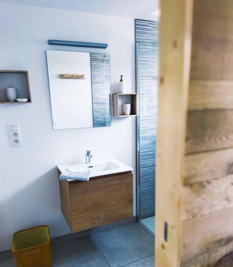 ريندو Le Clos Des 3 - Vacances Avec Vue En Ardennes A 5 Kilometres De La Roche - Maison De 90 M2 Avec Chambres - Avec Magnifique Jardin المظهر الخارجي الصورة