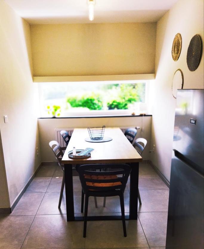 ريندو Le Clos Des 3 - Vacances Avec Vue En Ardennes A 5 Kilometres De La Roche - Maison De 90 M2 Avec Chambres - Avec Magnifique Jardin المظهر الخارجي الصورة
